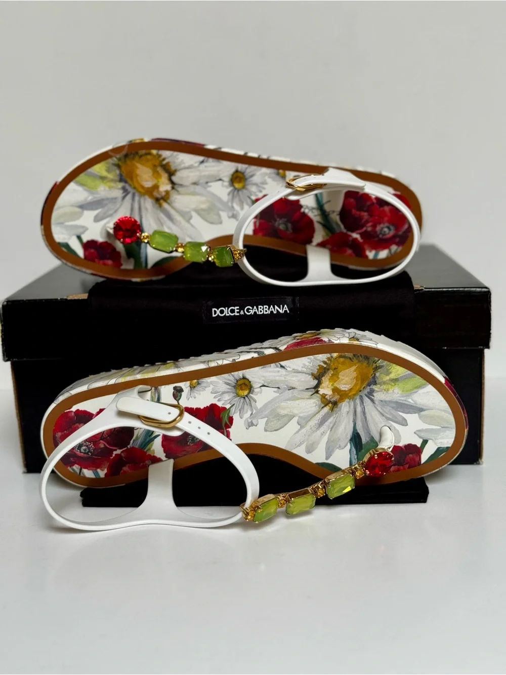 Dolce & Gabbana Poppy/Daisy T-Strap Platform Sandals w/Swarovski Crystals Size 9